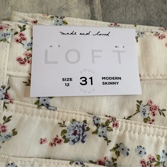 NWT LOFT Floral Modern Skinny White Jeans Sz 31 - 1217 - Picture 2 of 11